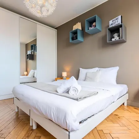 Charming One Bedroom In Apartment Tourcoing