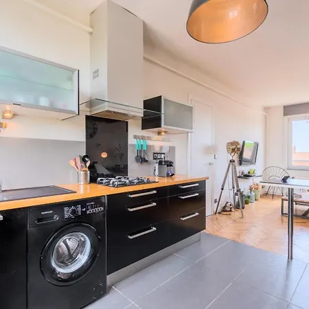 Charming One Bedroom In Tourcoing