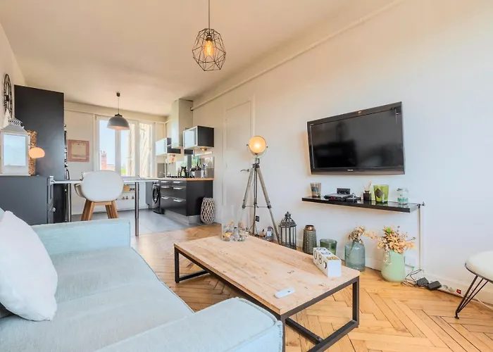 Charming One Bedroom In Apartamento *